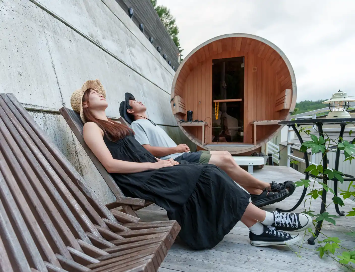 Dome tent with barrel sauna