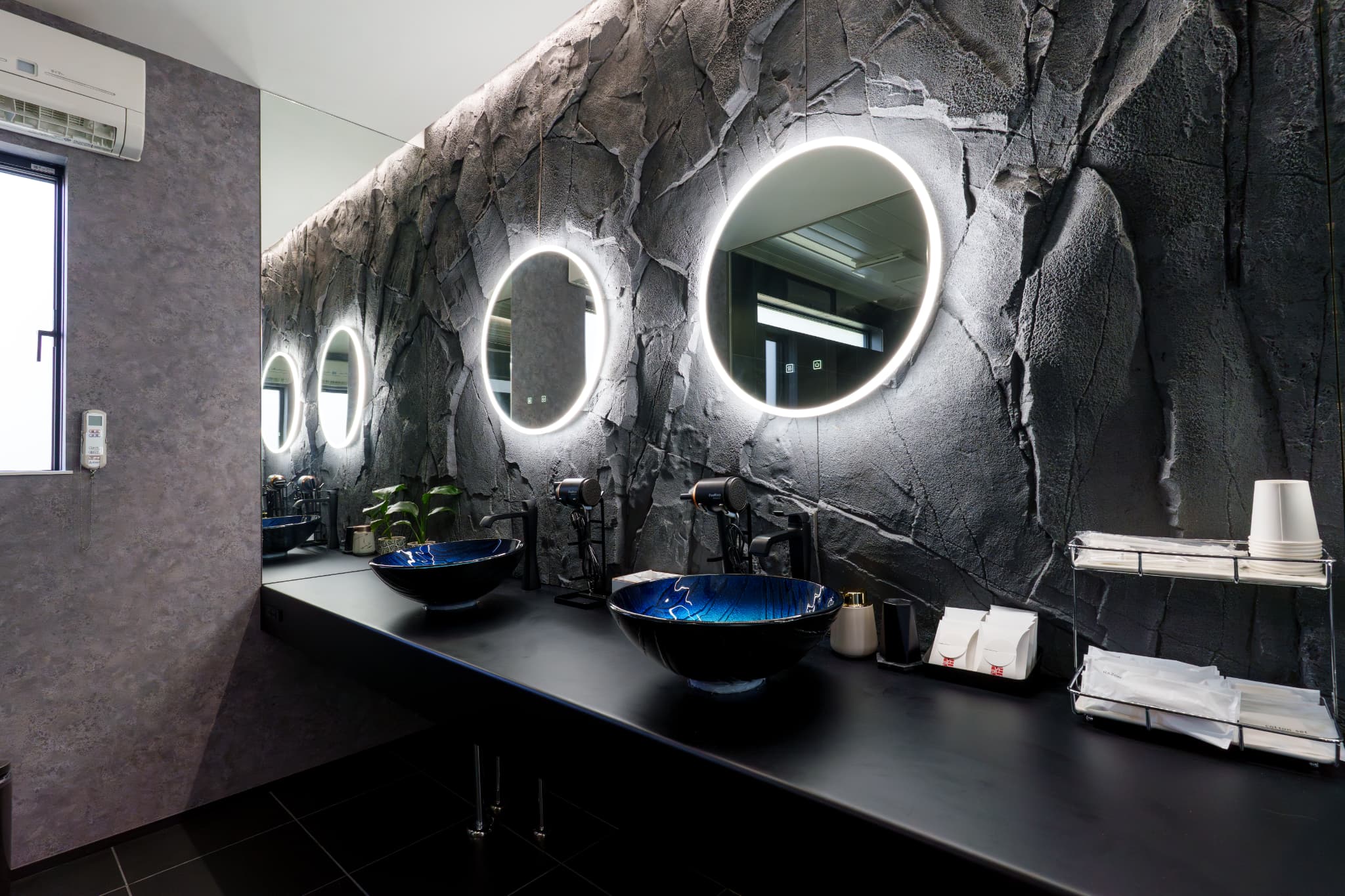Luxury Bathroom for a True Escape